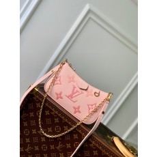 루이비통 이지 파우치 M82346