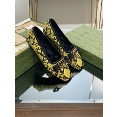 구찌 여성 로퍼