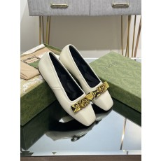 구찌 여성 로퍼