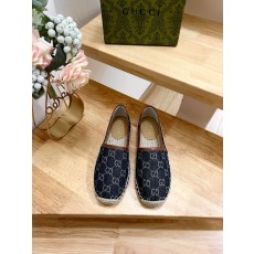 구찌 여성 로퍼