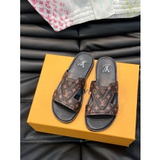 루이비통 남성 슬리퍼