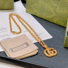 구찌 목걸이