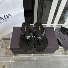 프라다 여성 슬리퍼