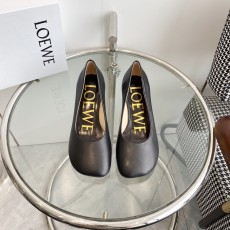 로에베 여성 미들힐