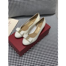 페레가모 여성 로퍼