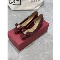 페레가모 여성 로퍼