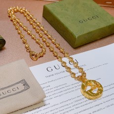 구찌 목걸이
