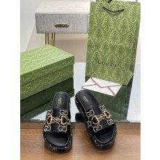 구찌 여성 슬리퍼