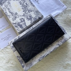 디올 장지갑