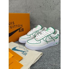 나이키 남여공용 스니커즈