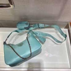 프라다 테수토 리나일론  멀티 호보백