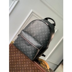 루이비통 디스커버리 백팩 PM M22558