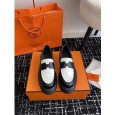 에르메스 여성 로퍼