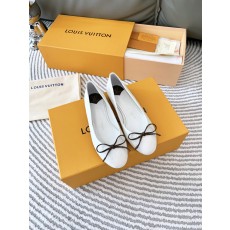 루이비통 여성 로퍼