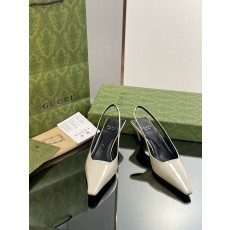 구찌 여성 미들힐