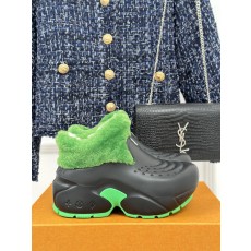 루이비통 여성 스니커즈