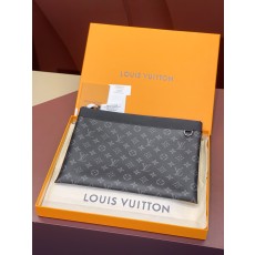 루이비통 클러치