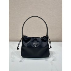 프라다 숄더백