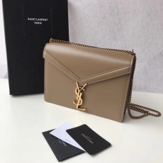 입생로랑 숄더백 카산드라