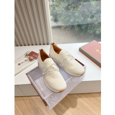 로로피아나 스니커즈 여성