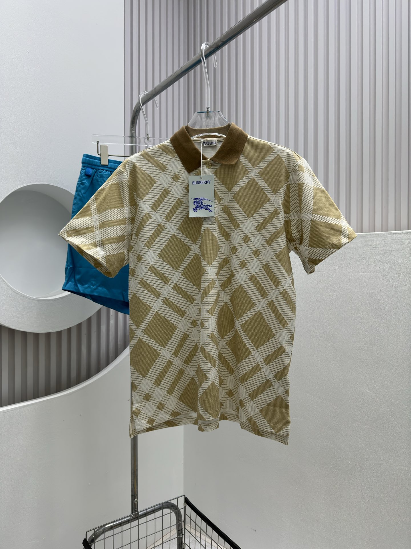 0e0ca91f655366a805de5045bca5c463_1713768685_217.jpg 0e0ca91f655366a805de5045bca5c463_1713768685_217.jpg