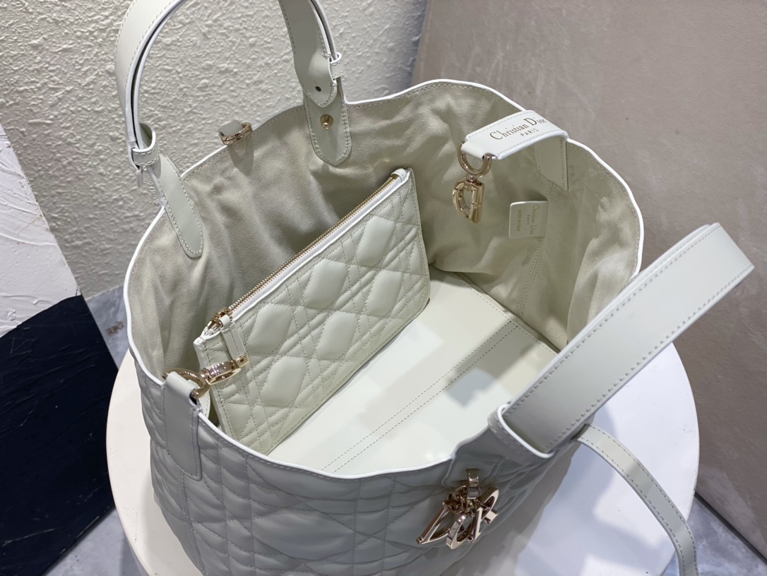 9040167cd4bfced09faac735d74dc803_1712562419_7523.jpg 9040167cd4bfced09faac735d74dc803_1712562419_7523.jpg