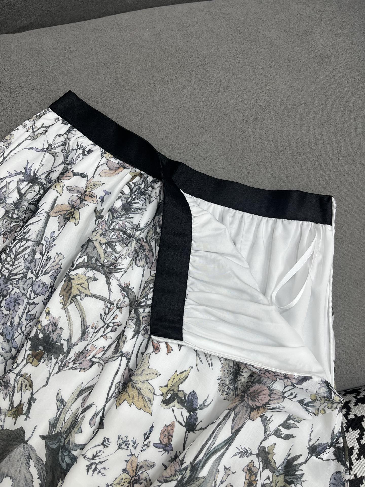 1fb16cdbad586b14361d398212cd83f9_1716119856_8183.jpg 1fb16cdbad586b14361d398212cd83f9_1716119856_8183.jpg