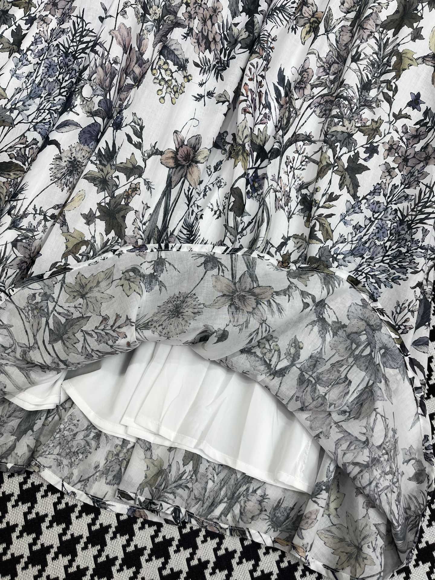 1fb16cdbad586b14361d398212cd83f9_1716119857_2264.jpg 1fb16cdbad586b14361d398212cd83f9_1716119857_2264.jpg