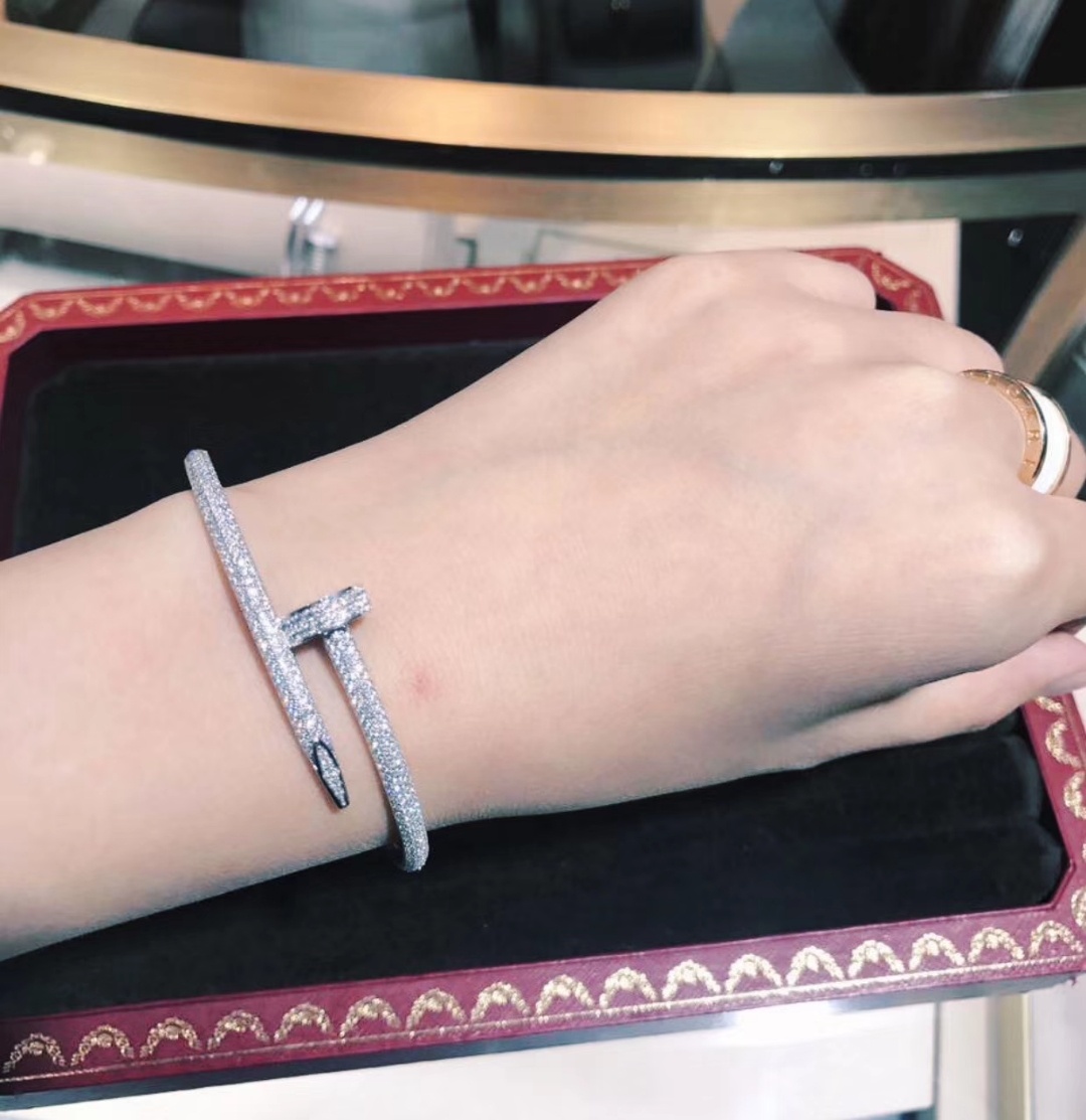 95b1eac0bd0903fd9a85dbb5a26cb1f8_1717163280_3212.jpg 95b1eac0bd0903fd9a85dbb5a26cb1f8_1717163280_3212.jpg