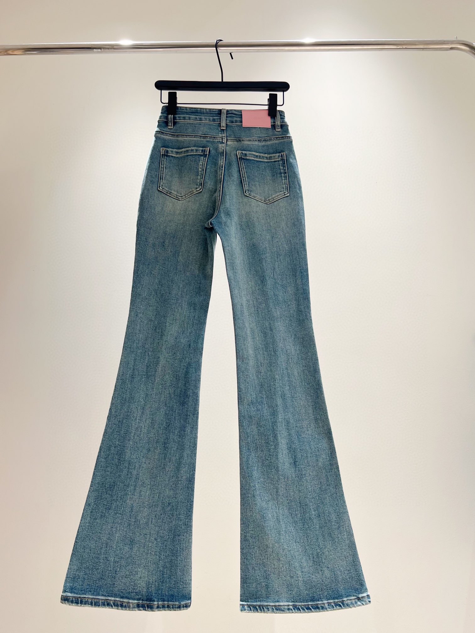 c07f1ffab9b8efaba17381fe0039619f_1716537448_9523.jpg c07f1ffab9b8efaba17381fe0039619f_1716537448_9523.jpg