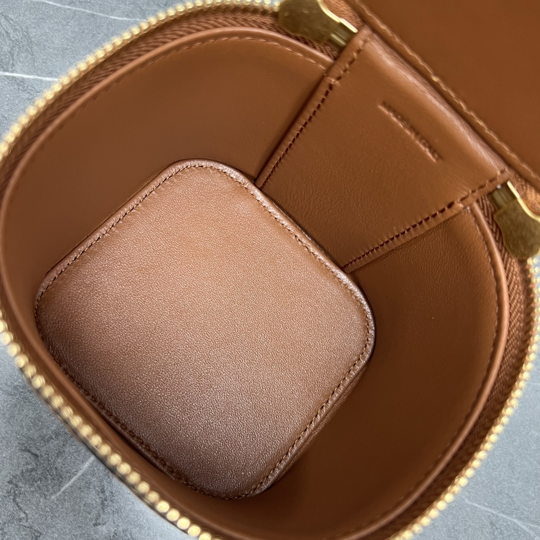 0b42027342df7fa669669d227548ec99_1719828636_4774.jpg 0b42027342df7fa669669d227548ec99_1719828636_4774.jpg