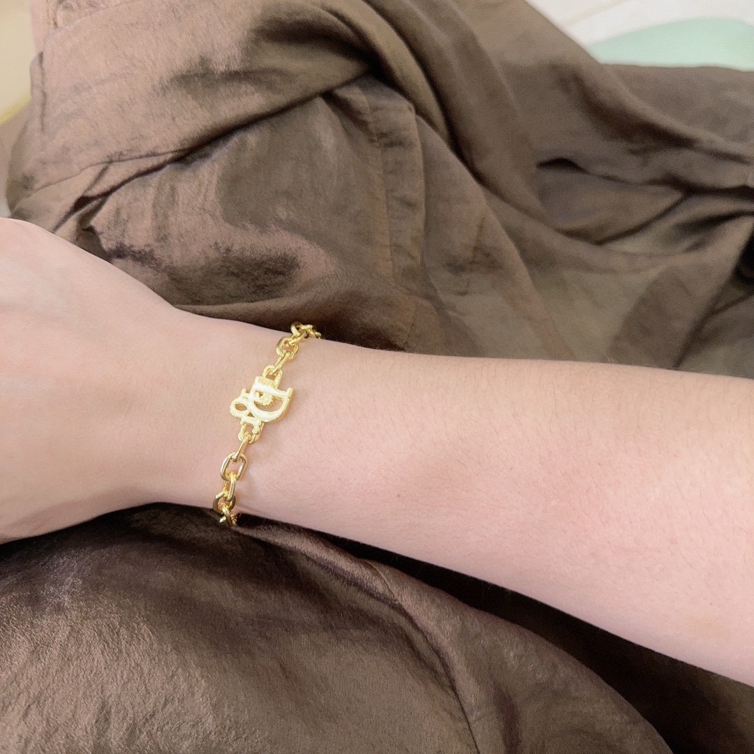 54fc5493a1833705b13f270cdd37005b_1721817159_587.jpg 54fc5493a1833705b13f270cdd37005b_1721817159_587_1721817931.jpg