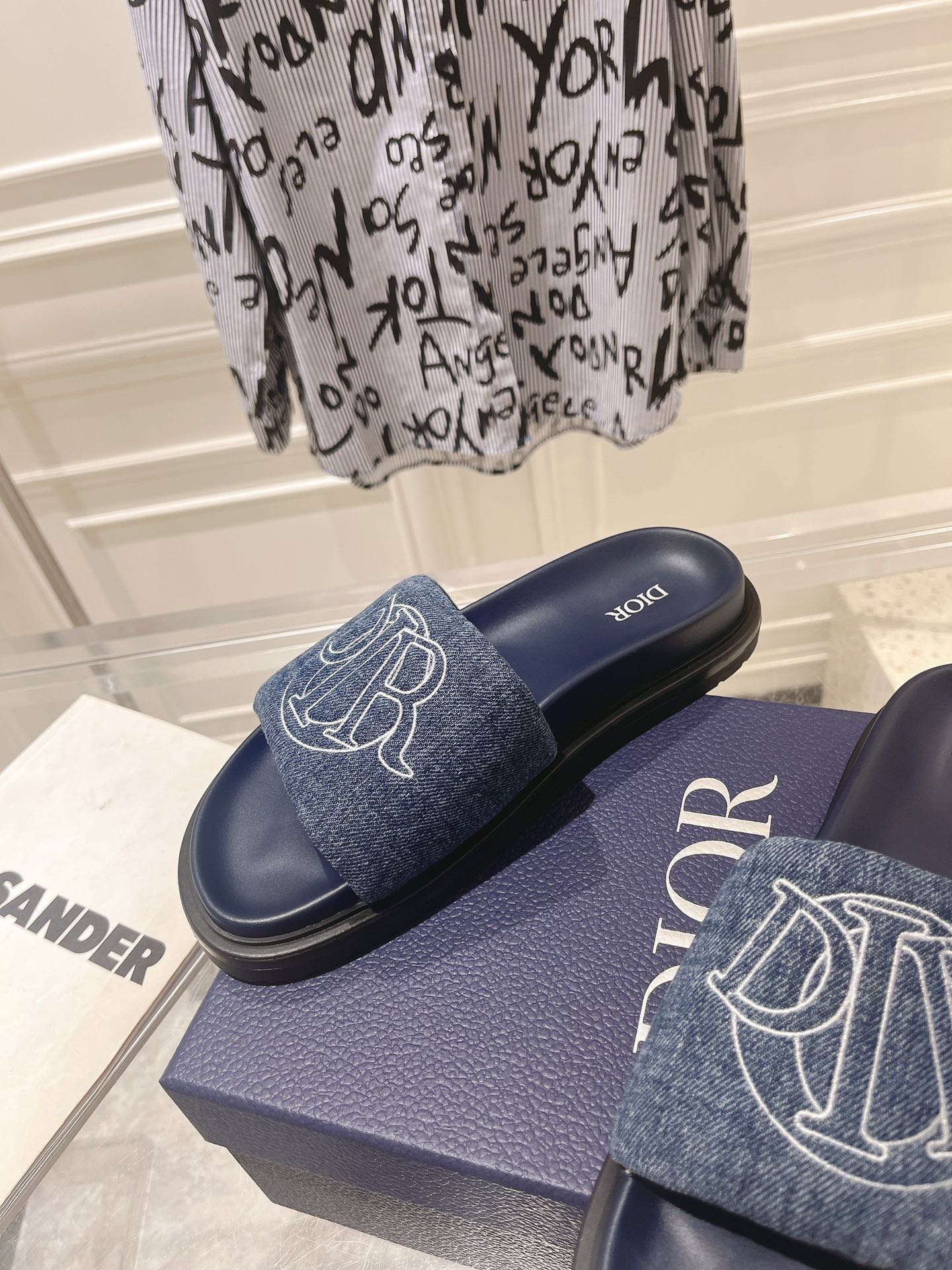 5d827cbfb01b5d0d0bb25e9e47b5ccac_1720169542_2003.jpg 5d827cbfb01b5d0d0bb25e9e47b5ccac_1720169542_2003_1720169617.jpg