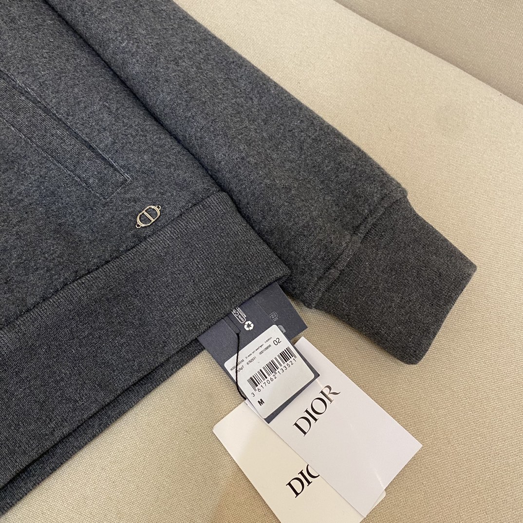 b91c9c5ae4d4184dc4823ad413cad787_1723807482_7258.jpg b91c9c5ae4d4184dc4823ad413cad787_1723807482_7258_1723807644.jpg