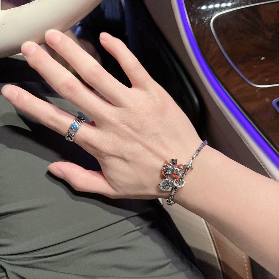 b91c9c5ae4d4184dc4823ad413cad787_1723808857_3386.jpg b91c9c5ae4d4184dc4823ad413cad787_1723808857_3386_1723808925.jpg