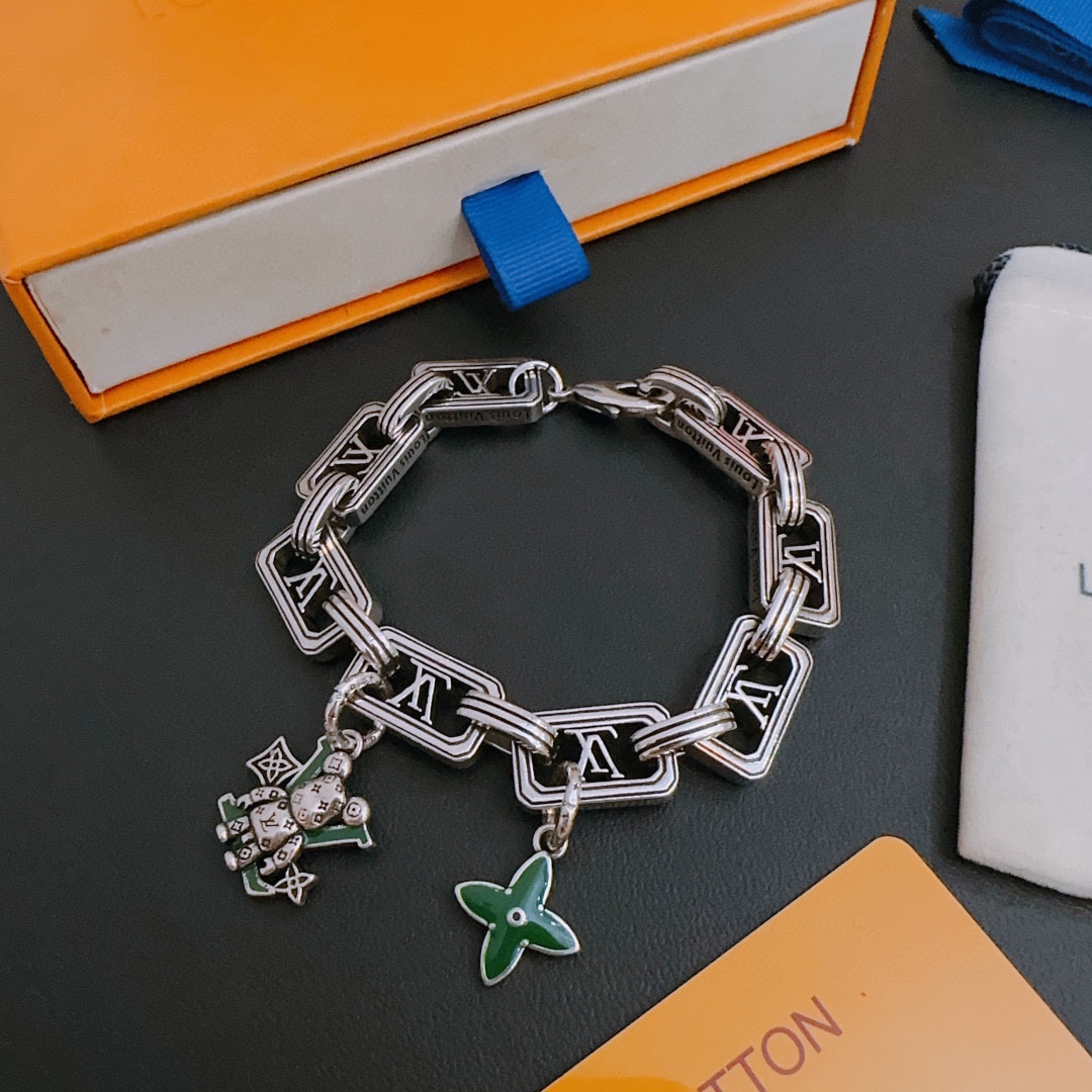 b91c9c5ae4d4184dc4823ad413cad787_1723808991_5276.jpg b91c9c5ae4d4184dc4823ad413cad787_1723808991_5276_1723809062.jpg