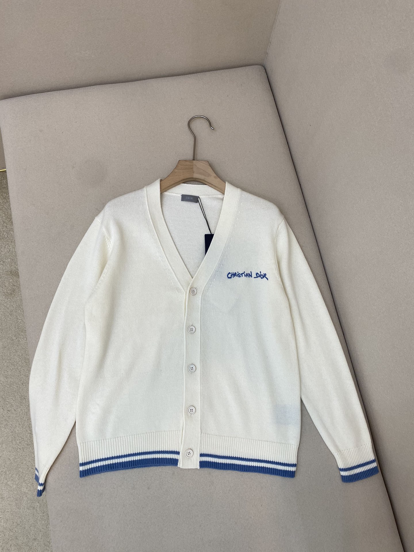 7d0ad8fa63170f337ce2f80fcc0ad23b_1727785684_4581.jpg 7d0ad8fa63170f337ce2f80fcc0ad23b_1727785684_4581.jpg