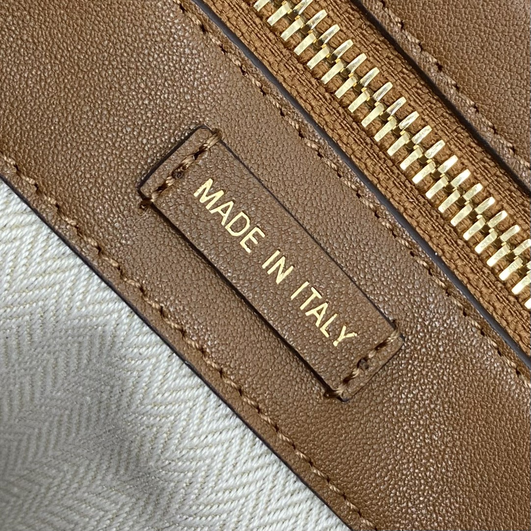 33dd02c3eb57fb69eca24d2707a75d70_1732611627_2646.jpg 33dd02c3eb57fb69eca24d2707a75d70_1732611627_2646_1732611758.jpg