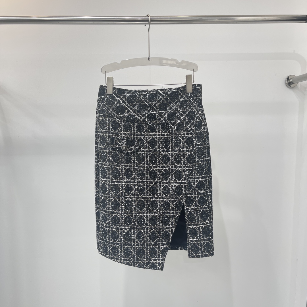 b2d7d05d6662e8abf06659bb31aac9c2_1732546385_9689.jpg b2d7d05d6662e8abf06659bb31aac9c2_1732546385_9689.jpg