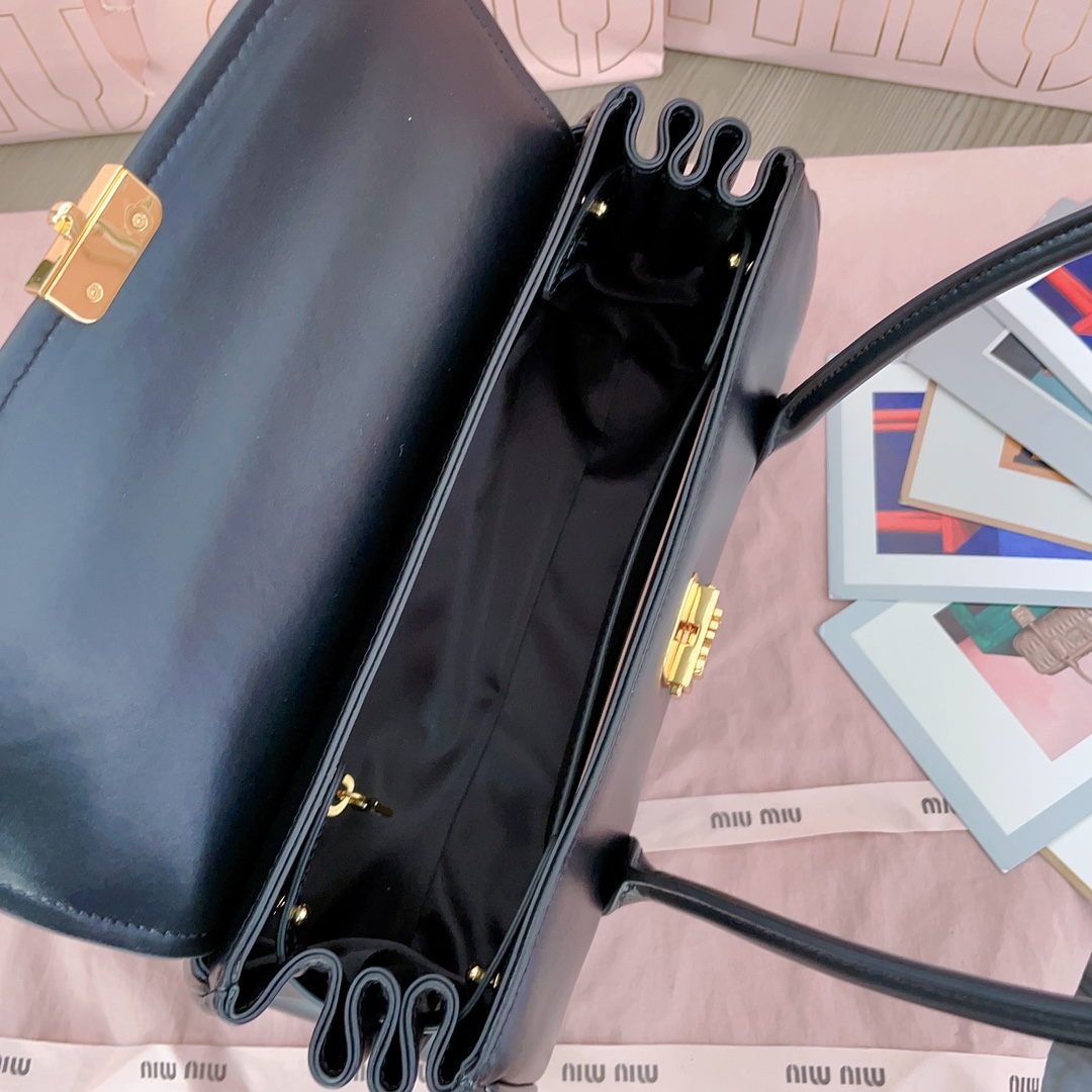 b7dac5b17d5cffd1d2d10887b7d94f31_1731064082_4625.jpg b7dac5b17d5cffd1d2d10887b7d94f31_1731064082_4625_1731064094.jpg