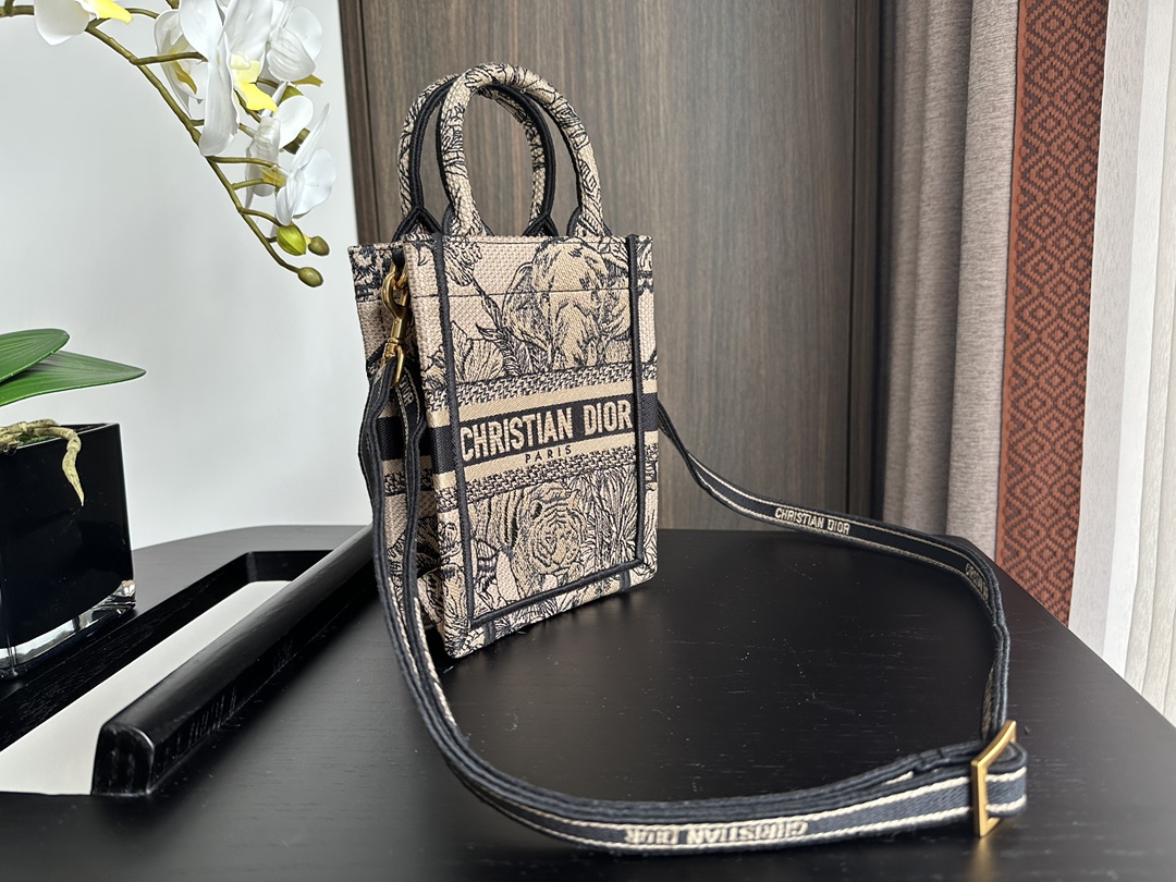 d0c5282edd675c694da0b6cb29a59b4e_1733823941_2639.jpg d0c5282edd675c694da0b6cb29a59b4e_1733823941_2639_1733823983.jpg