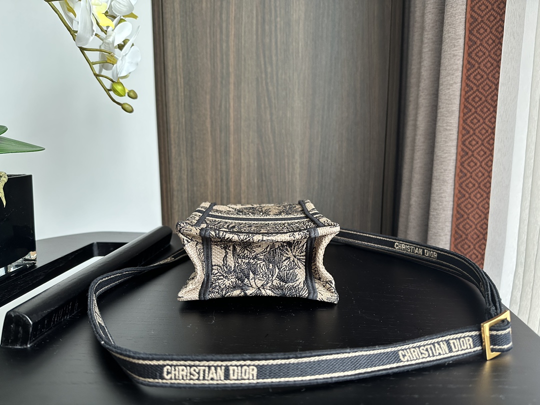 d0c5282edd675c694da0b6cb29a59b4e_1733823941_8902.jpg d0c5282edd675c694da0b6cb29a59b4e_1733823941_8902_1733823983.jpg