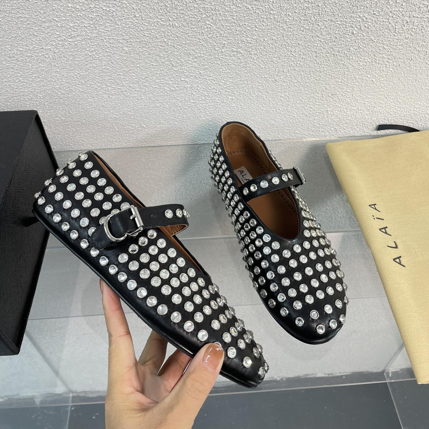 알라이아 플랫슈즈