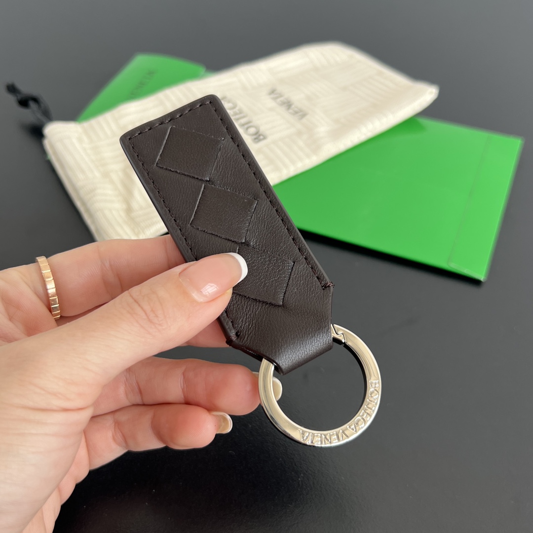 보테가베네타 키링 2가지 색상