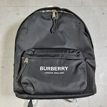 버버리 백팩