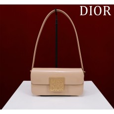 디올 숄더백 미스 디올 플랩백